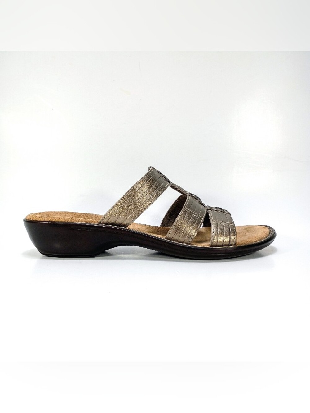 Clarks Bendables Womens 8.5 Gold Metallic Woven Leather Slide Sandals